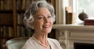 short curly hairstyles for older women